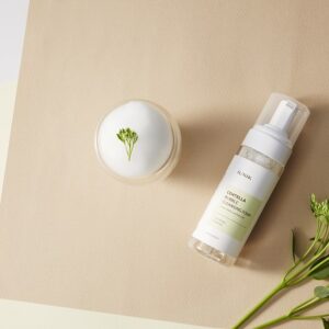 iUNIK Centella Bubble Cleansing Foam pianka do mycia twarzy z wąkrotą azjatycką